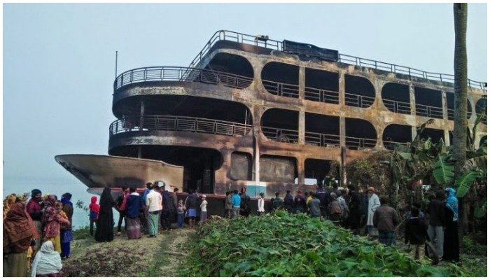 bangladesh-ferry-fire-kills-at-least-37