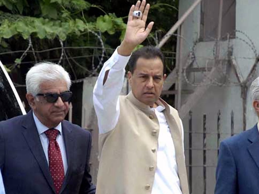 captain-safdar-pml-n-mpa-imran-khalid-indicted-in-sedition-case