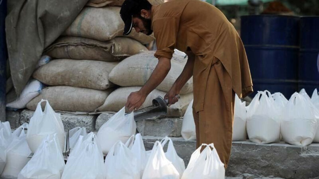 flour-20kg-bags-price-reach-rs-2-600-in-balochistan
