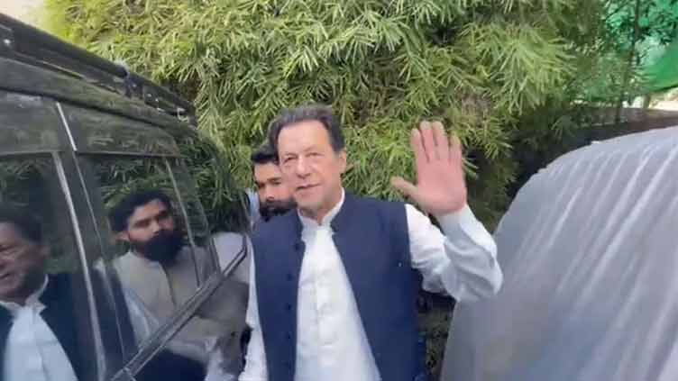 imran-khan-arrives-at-ihc-for-protective-bail-in-several-cases