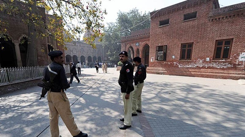 lahore-man-sentenced-to-life-imprisonment-for-raping-teenager