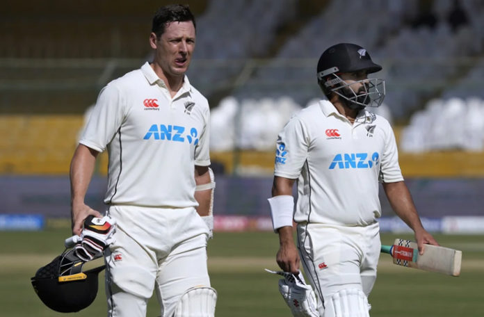 new-zealand-pile-up-449-after-henry-ajaz-s-solid-last-wicket-stand