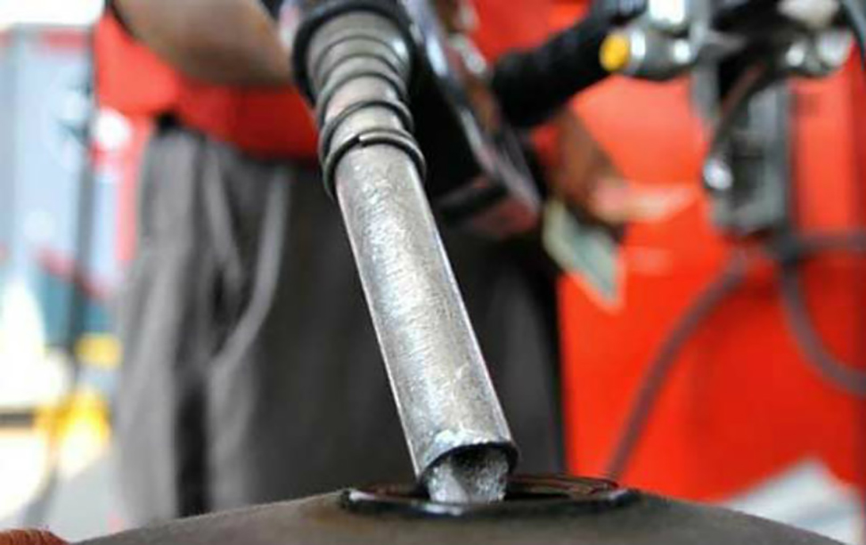 petrol-price-likely-to-increase-by-rs20-per-litre-from-feb-16-in-pakistan