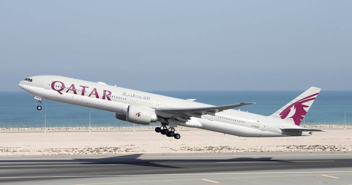 qatar-airways-delhi-doha-flight-makes-emergency-landing-in-karachi