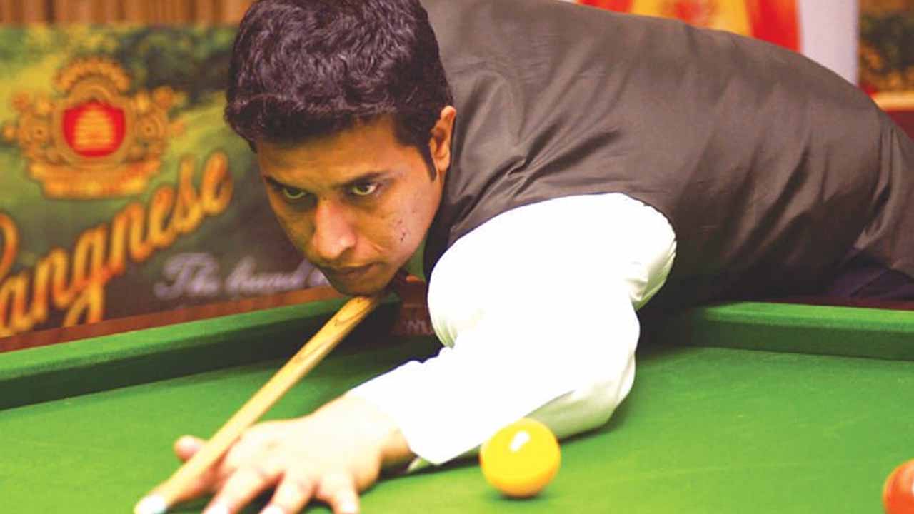 serve-tea-to-get-paid-national-bank-tells-former-snooker-champion-asif