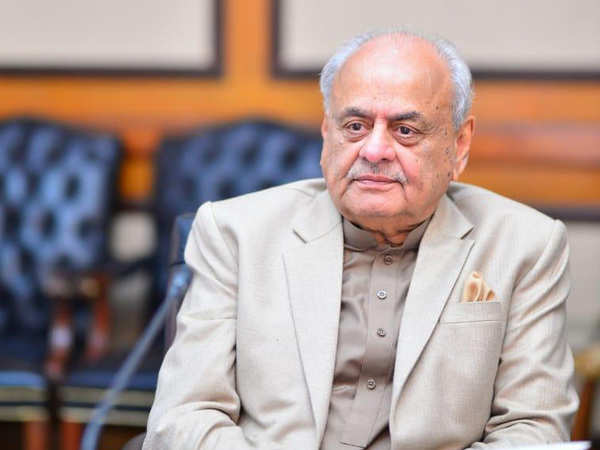 slanderous-social-media-campaign-against-pm-leaves-ijaz-shah-in-tears