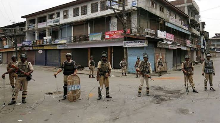 humanitarian-crisis-in-kashmir-india-continues-oppression-on-27th