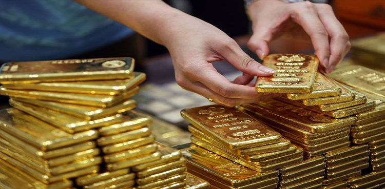 gold-prices-fall-by-rs850-per-tola