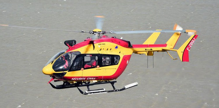 three-french-rescuers-die-in-a-helicopter-crash-in-flood-hit-south
