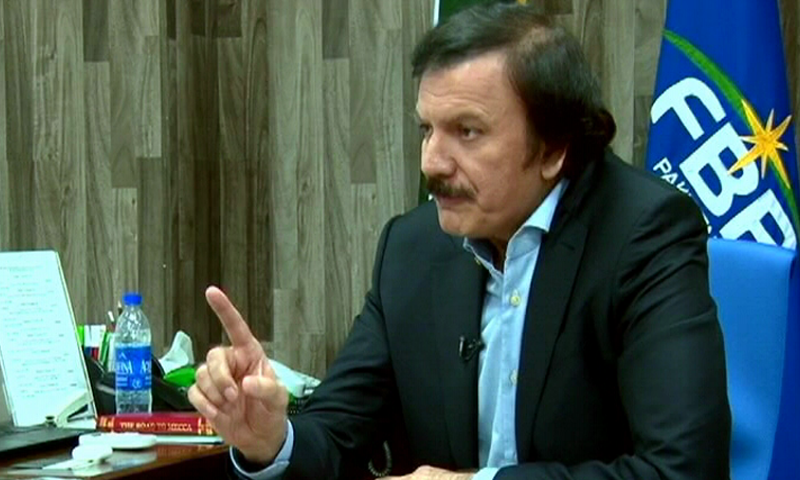 pm-reaches-across-the-divide-for-advice-on-the-economy