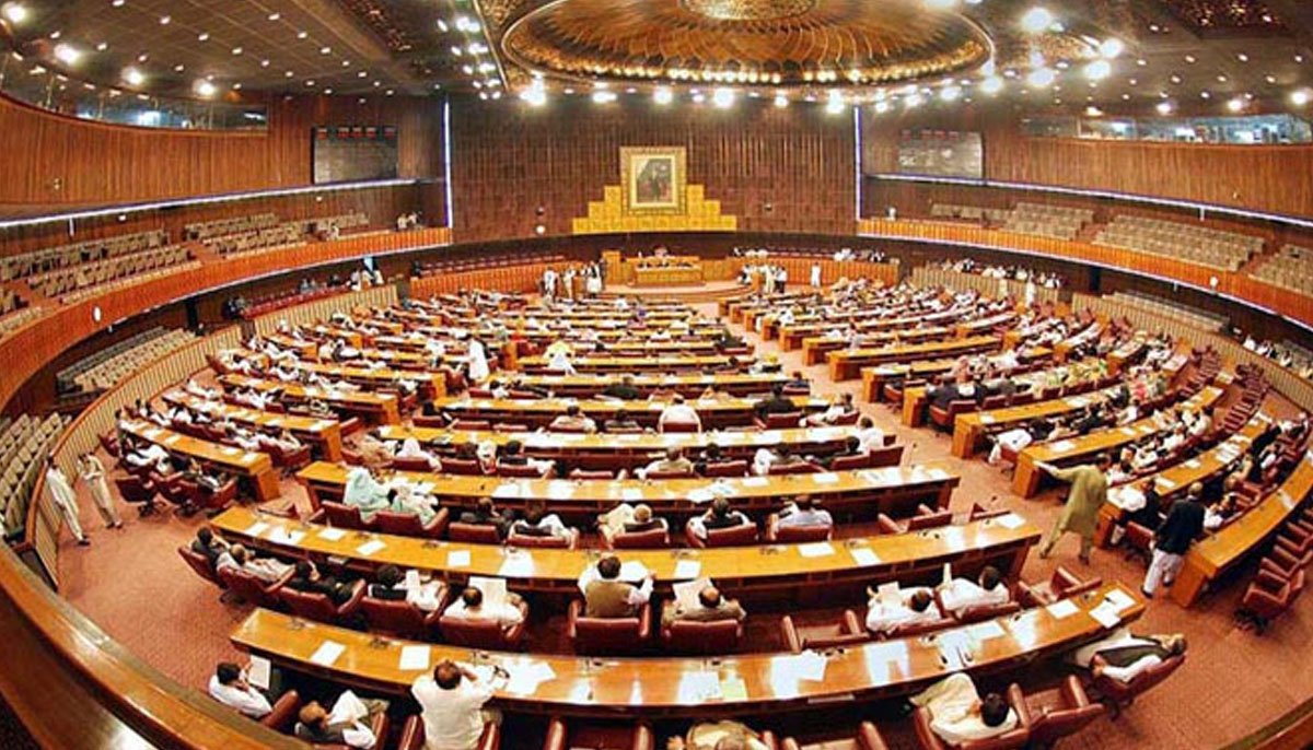 govt-decides-continuing-efforts-to-hold-senate-polls-through-open-ballot