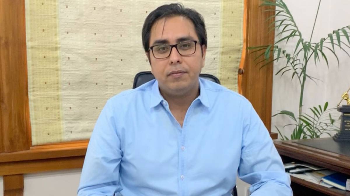 shahbaz-gill-lists-achievements-of-pm-imran-naya-pakistan