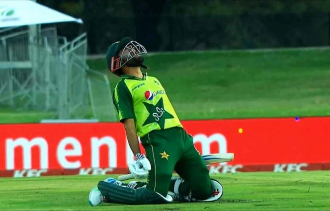 babar-azam-blessed-and-honoured-by-love-shown-by-fans-and-country