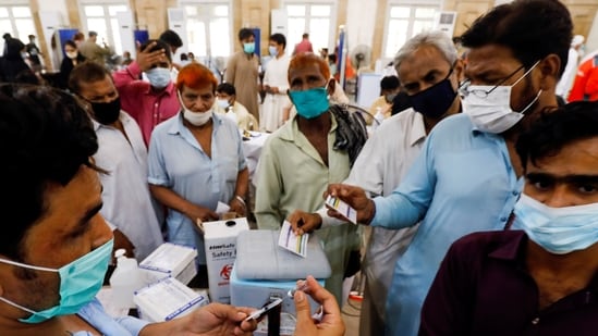 65-more-deaths-3-084-new-infections-reported-during-past-24-hours
