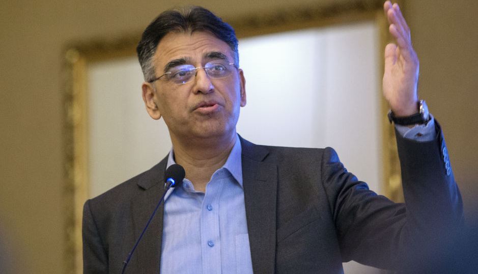 asad-lauds-synergistic-efforts-for-limiting-covid-19-positivity-ratio