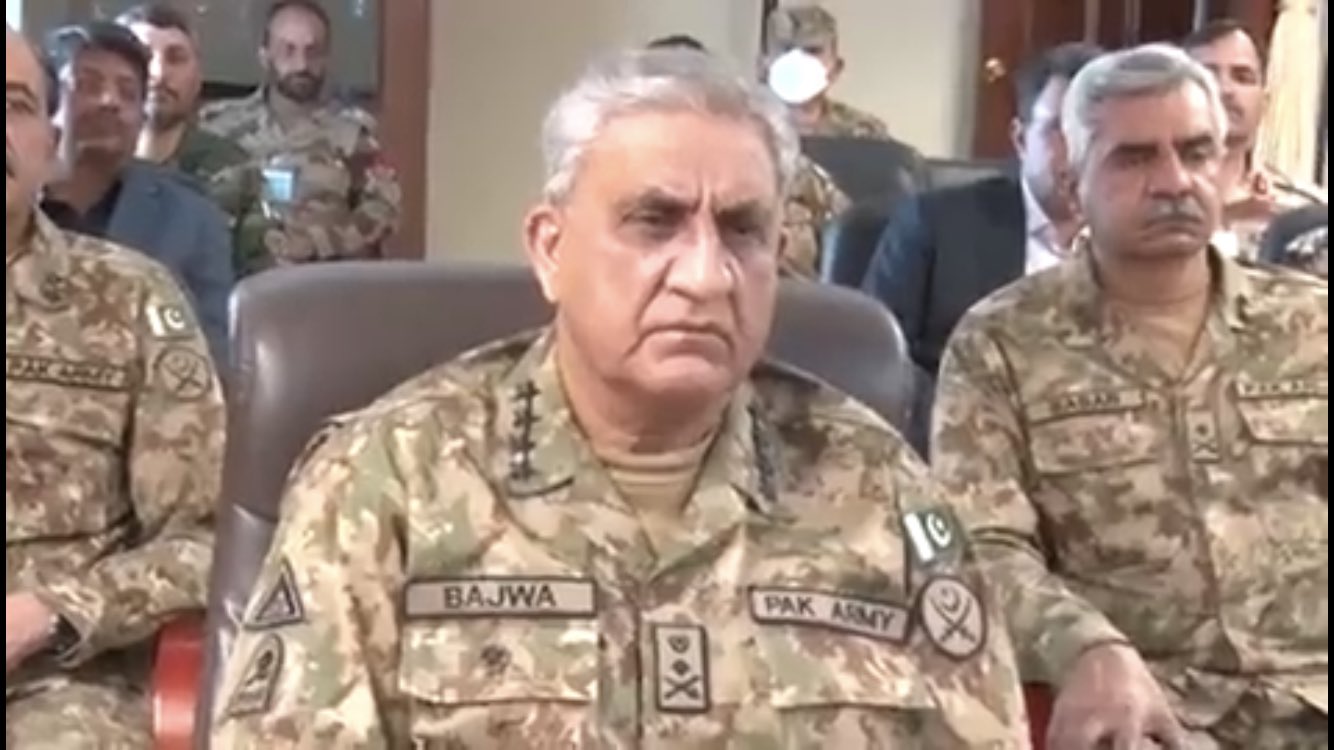 bajwa-leaks-claim-jobs-of-2-fbr-officers
