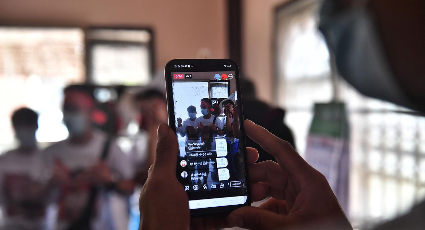 big-tech-under-fire-for-rise-of-digital-hate