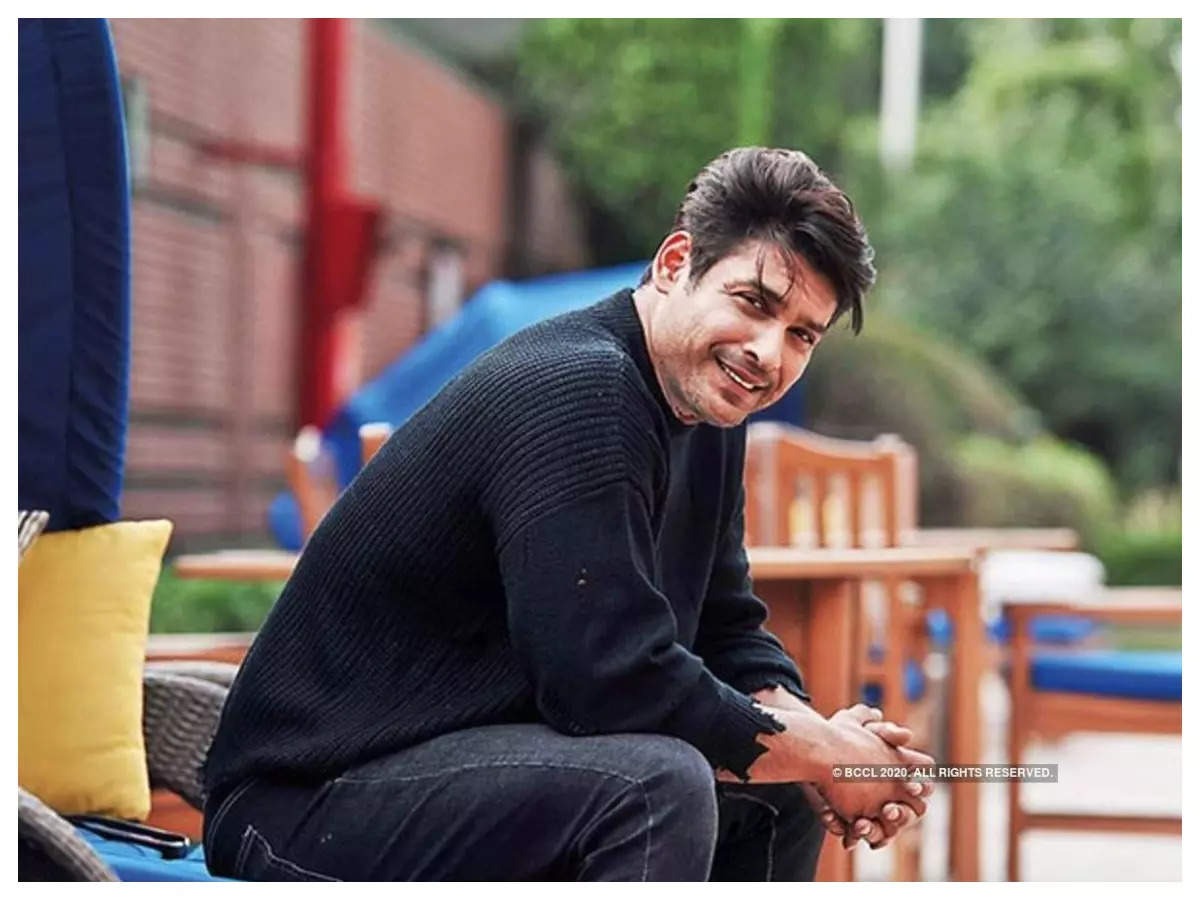 bollywood-actor-sidharth-shukla-passes-away