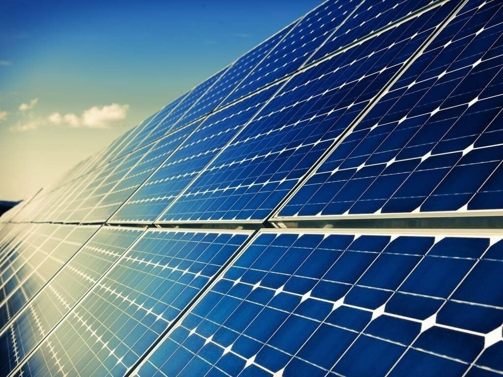 chinese-company-to-provide-more-solar-panels-to-pakistan