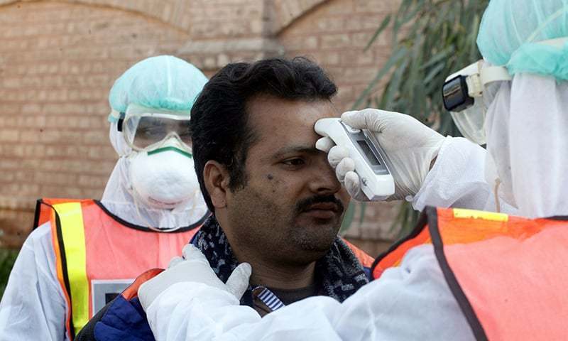 covid-19-pakistan-logs-4-340-new-infections-seven-deaths