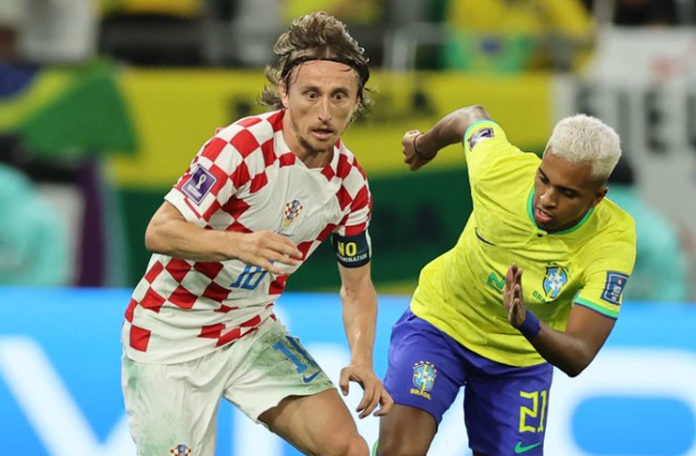 croatia-stun-brazil-on-penalties-to-book-semi-final-spot