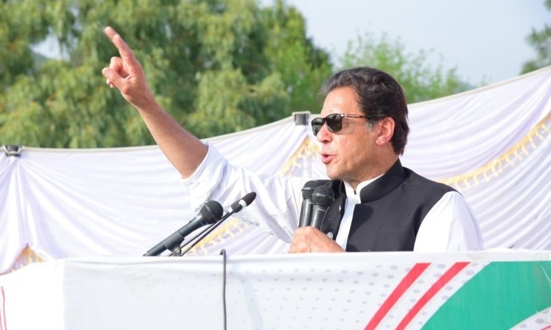 ecp-issues-notice-to-imran-khan-over-violation-of-conduct