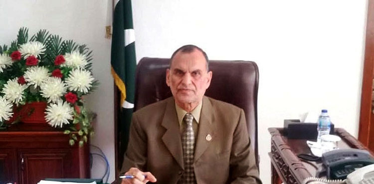 ecp-serves-show-cause-notice-on-azam-swati-over-scathing-remarks