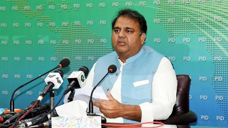 fawad-ch-apologizes-over-criticizing-ecp-on-evm-matter