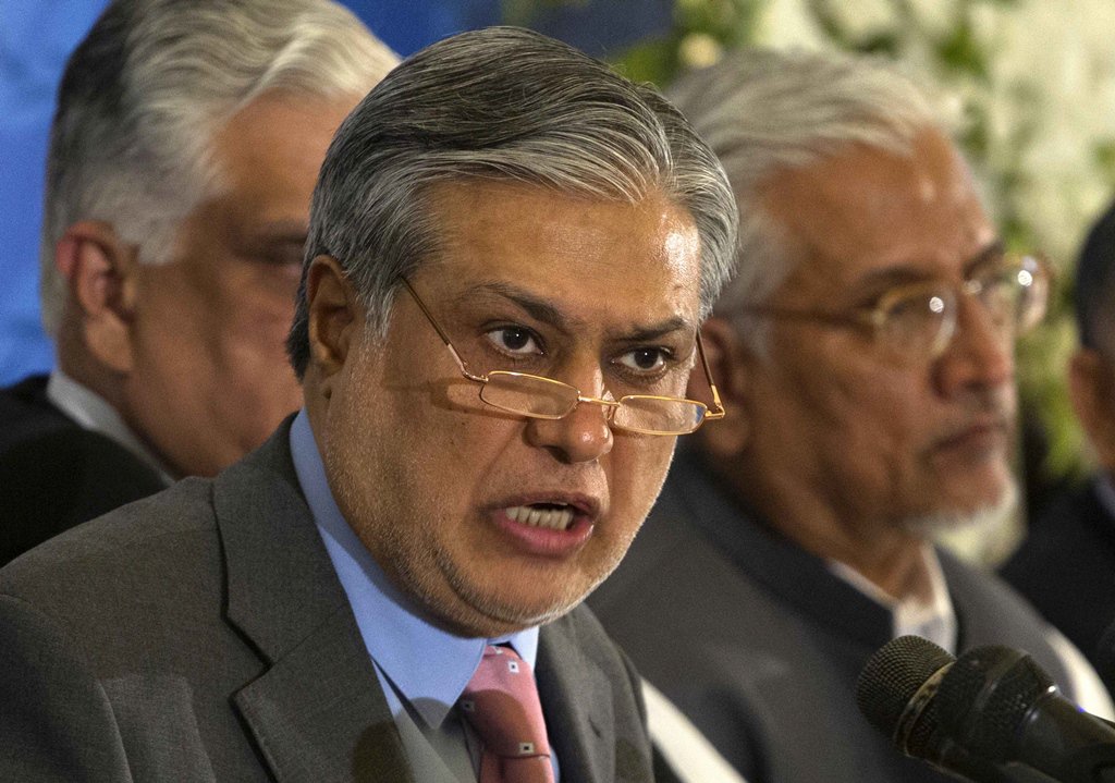 govt-moves-sc-to-restore-ishaq-dar-s-senate-membership