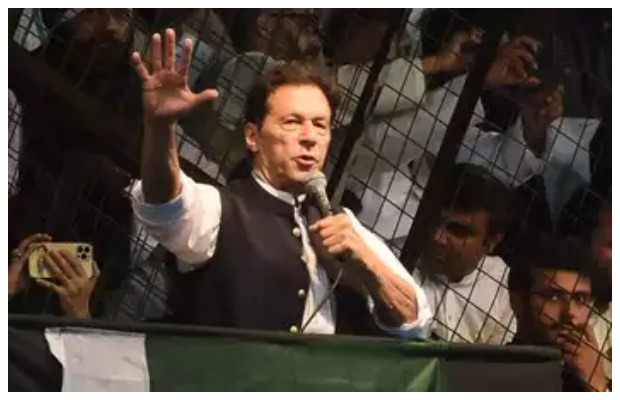 ihc-suspends-pemra-s-ban-on-imran-s-live-speeches