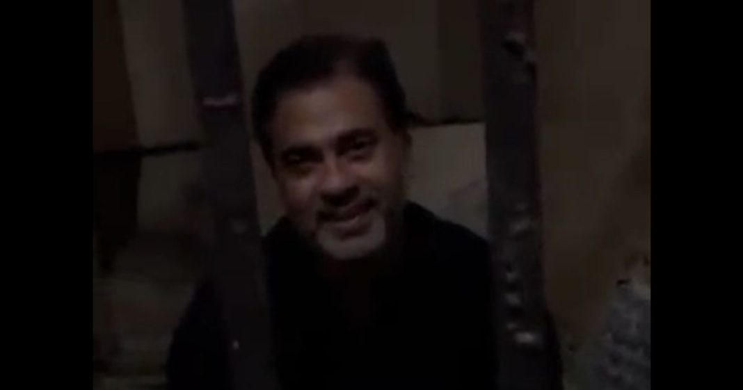 imran-riaz-kept-in-cage-where-civilised-nations-wouldn-t-even-keep-animals-says-imran-khan