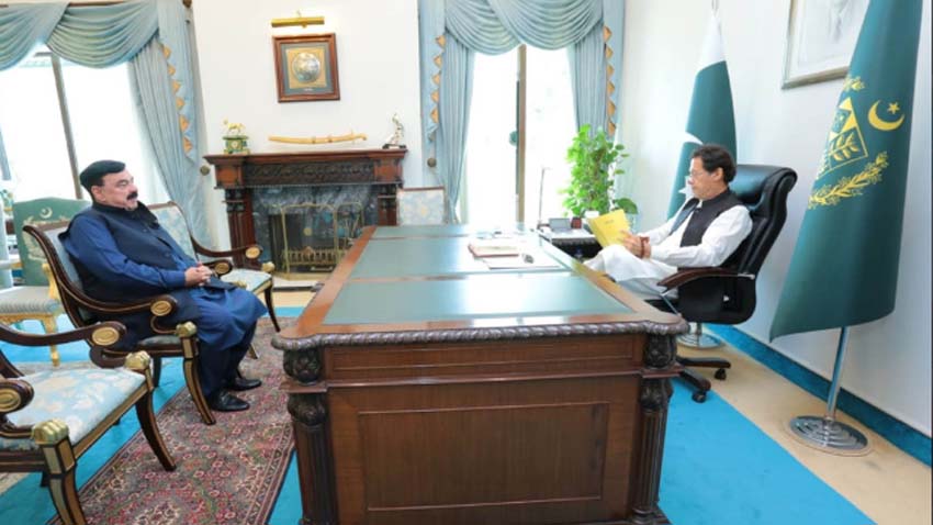 interior-minister-sheikh-rasheed-briefs-pm-imran-khan-about-law-and-order-situation
