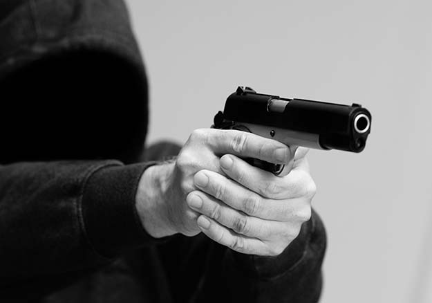 karachi-peanut-seller-killed-for-resisting-robbery-police-say