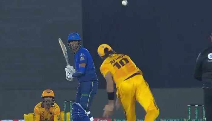 kpl-2021-rawalakot-hawks-beat-mirpur-royals-by-43-runs-in-first-match