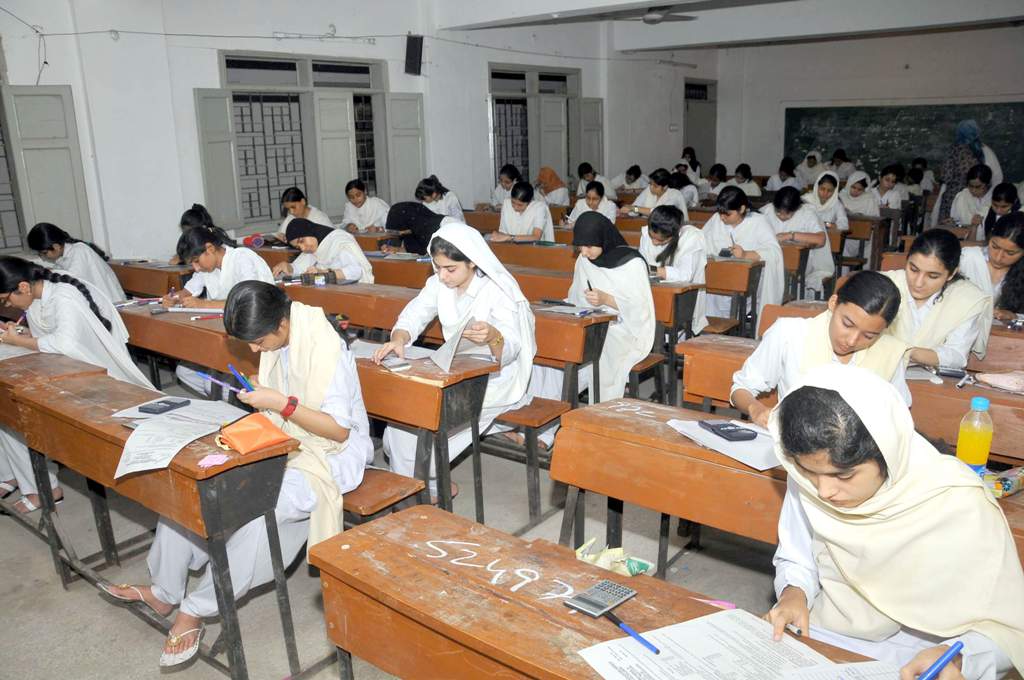 matric-exams-in-karachi-begins-today