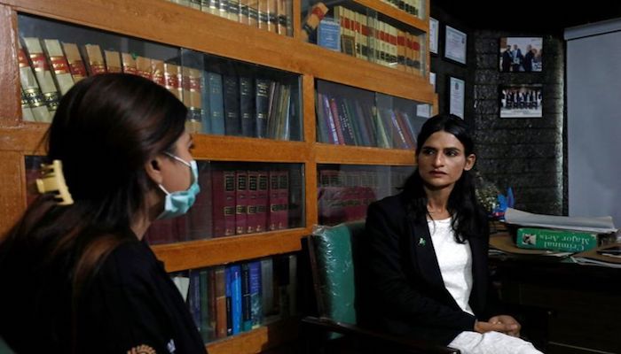 meet-nisha-rao-pakistan-s-first-transgender-student-to-get-admission-in-mphil