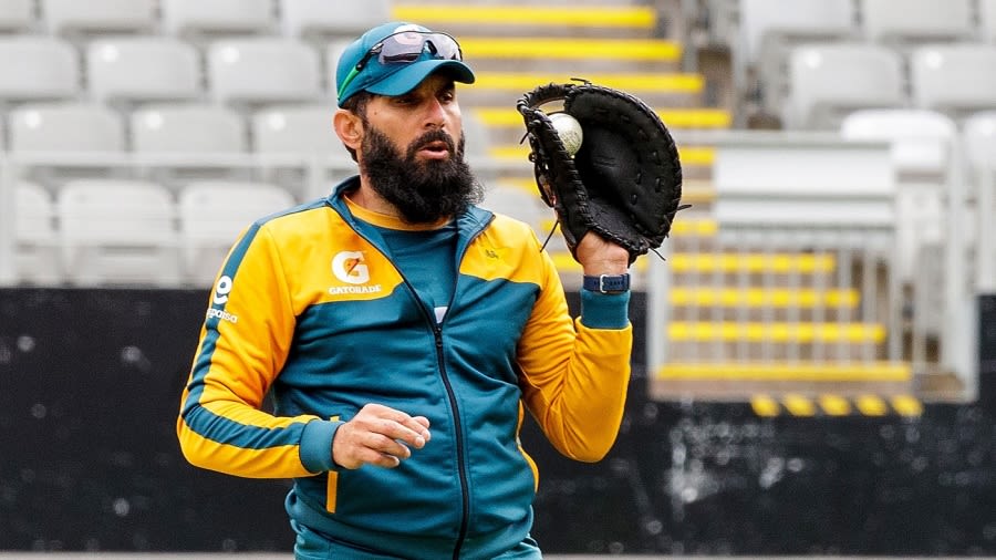 misbah-tests-positive-for-coronavirus-to-complete-quarantine-in-jamaica