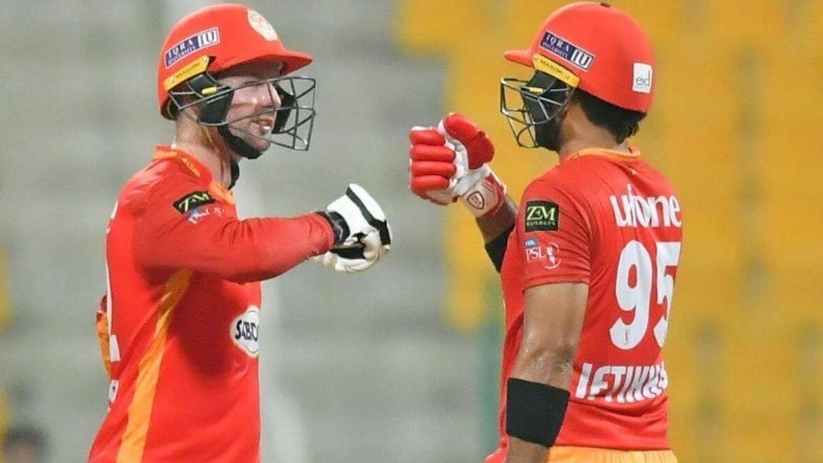 munro-azam-propel-united-to-beat-kings-by-four-wickets