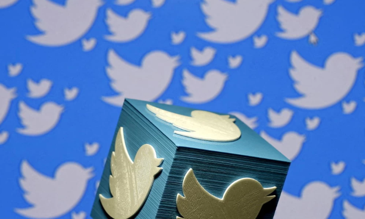 musk-proposes-twitter-blue-subscription-shake-up-days-after-disclosing-9-2-twitter-stake