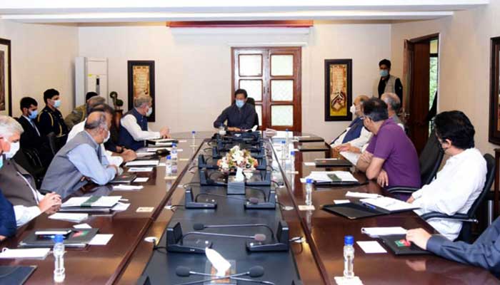 next-budget-should-focus-on-development-inflation-control-directs-pm-imran-khan