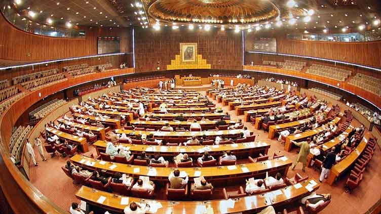 no-trust-motion-govt-to-summon-na-session-after-oic-fms-meeting