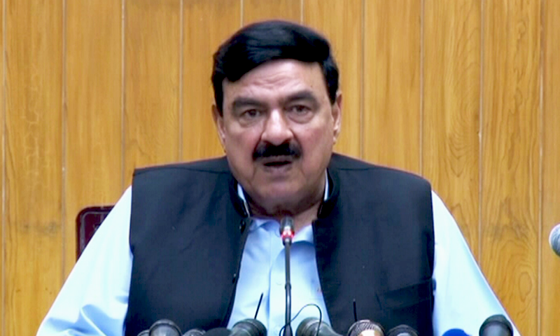 nothing-to-worry-imran-will-complete-his-5-year-term-as-pm-says-rashid