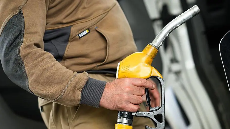 Oil dips after Trump prolongs Iran ceasefire