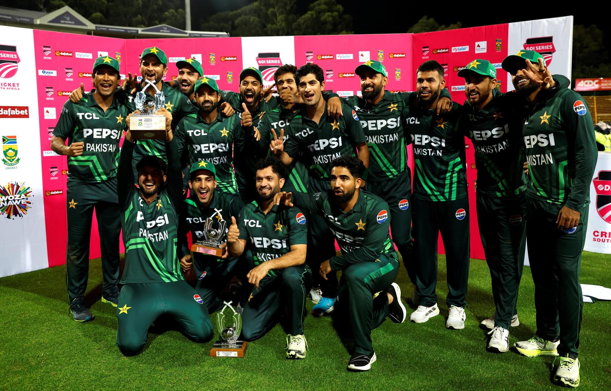 pakistan-clean-sweeps-s-africa-in-odi-series