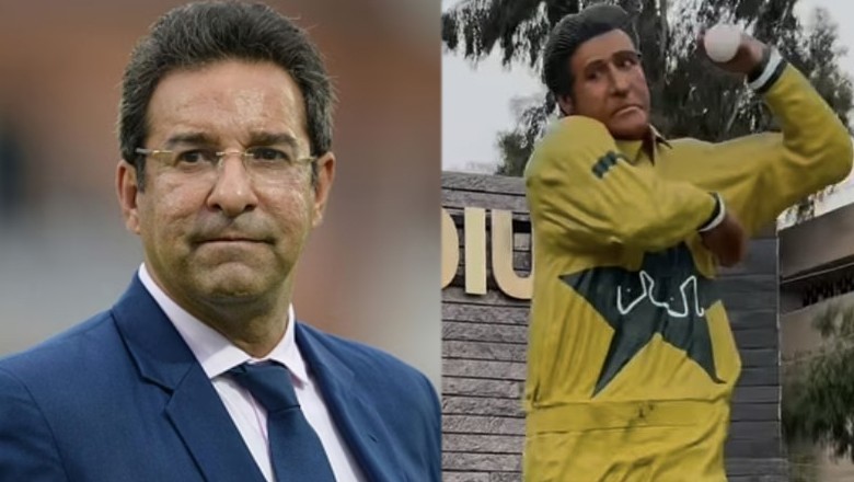 pakistan-s-akram-praises-his-statue-amid-social-media-flak
