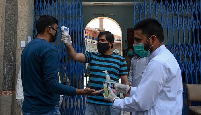 pakistan-s-daily-covid-19-case-count-less-than-3-000-for-first-time-in-over-a-month