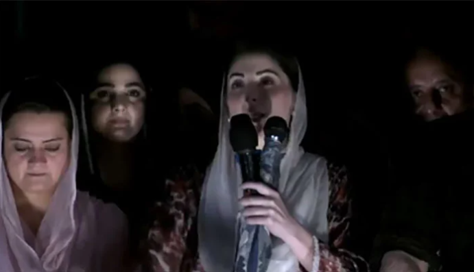 people-speaking-in-parade-ground-are-biggest-rats-says-maryam-nawaz