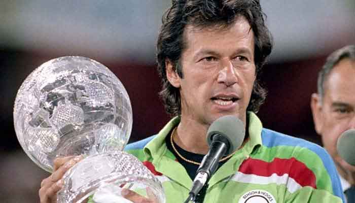 pm-imran-khan-honoured-with-international-sports-award