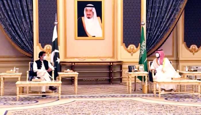 pm-imran-khan-saudi-crown-prince-mohammed-bin-salman-hold-delegation-level-talks