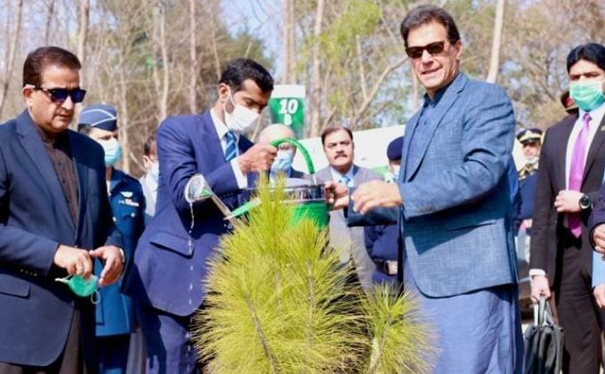 pm-imran-khan-shares-amazing-results-of-billion-tree-plantation-drive-in-bhakkar